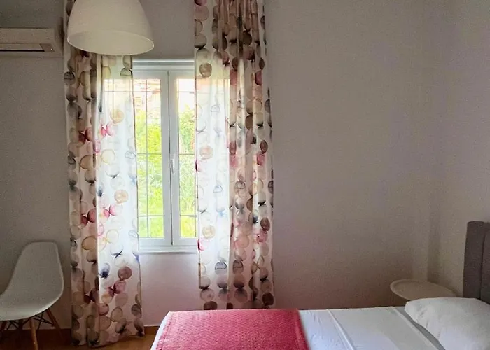 Nyaraló Sonia House Tirana